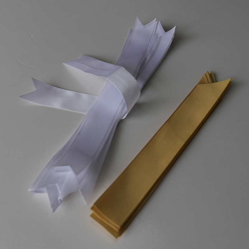 自動(dòng)旋轉(zhuǎn)織標(biāo)剪切機(jī)HD-1302